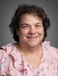 Portrait of Beth Reuter